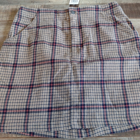 NWT Cute Hollister Skirt - Picture 4 of 8
